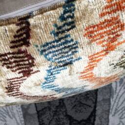 Handwoven Silk Ikat Velvet Pillow Cover Home Decor - 24x16 In - thumbnail 3