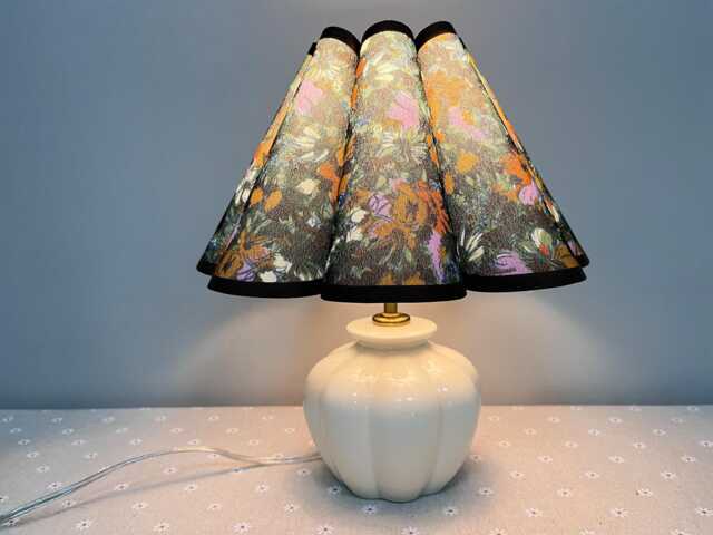 Vintage Floral Oil Painting Style Table Lamp, Scallop Pleated Lampshade - image 1
