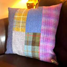 Harris Tweed Patchwork Handmade Cushion Cover. 18 X Inches. Scottish Pure Wool Tweed. William Morris Strawberry Thief - thumbnail 3