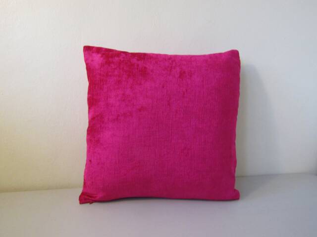 Designers Guild Fabric Ruggiero Fuchsia Velvet Cushion Cover - image 1