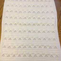 New Hand Knit Little Angels Baby Blanket - thumbnail 2
