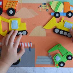 Toddler Quiet Toy Construction Vehicle Felt Busy Board - thumbnail 4