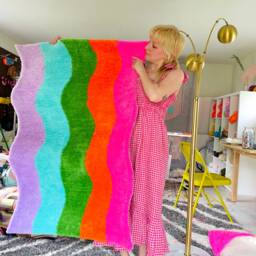 Handmade Tufted Area Rug in A Wavy Striped Rainbow Design. 70S Retro, Abstract Art, Scalloped Rug, Colorful Carpet - thumbnail 3