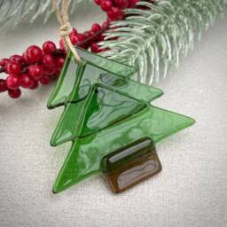 Green Fused Glass Christmas Tree Festive Decoration - Short - thumbnail 3