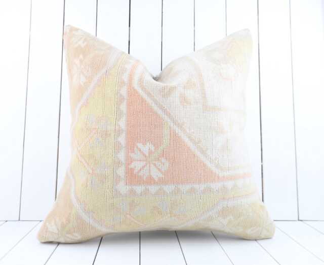 Turkish Kilim Pillow Cover Handmade Anatolian Throw - 24x24 Inch - image 1