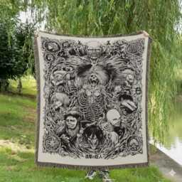 Anime-Inspired Titan Shifter Woven Blanket, Giant Warrior Tapestry, Dark Manga Decor - thumbnail 2