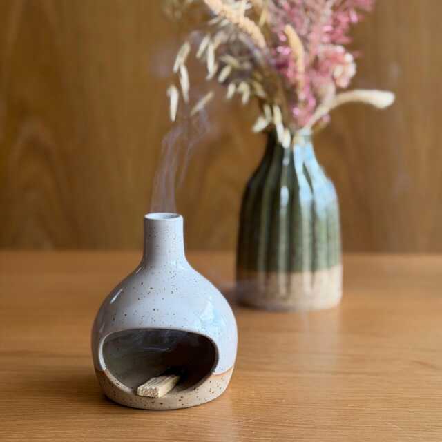 Handmade Speckled Ceramic Palo Santo Burner - White Incense Holder, Minimalist Zen Home Decor - image 1