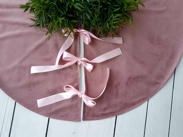 Dusty Pink Tree Skirt, Old Christmas Monochrome Velvet Skirt - image 1
