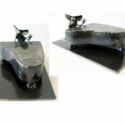 Pianist Mouse Sculpture - thumbnail 2