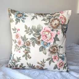 Vintage Floral Cushion Cover Cottage Throw Pillow Botanical Garden - thumbnail 3