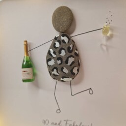 Gift For A 40Th Birthday Gift Friend. Friend Gift.framed Pebble Art Family + Lights. Leopard Print Gifts. Champagne Prosecco - thumbnail 3