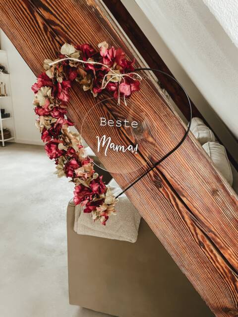 Personalized Dried Flower Wreath With Heart - Door Hydrangeas Wedding Gift Mother's Day Long-Lasting Decoration - image 1