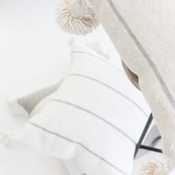 Personalized Name Pillow Cover/20x20 Custom Girls Room Decor/ Home Gift For Her Baby // Gift - thumbnail 4