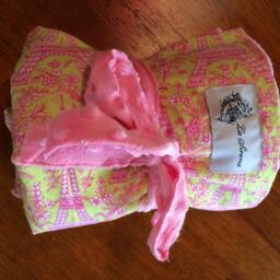 "Pink Eiffel Tower Baby Blanket, ""Amusant Annie" - thumbnail 4