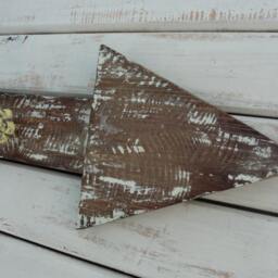 Cabin Arrow Sign ~ Reclaimed Wood Wall Hanging With Flower Hook Outdoor Lake Rustic Distressed Shabby Chic Decor - thumbnail 3