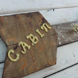 Cabin Arrow Sign ~ Reclaimed Wood Wall Hanging With Flower Hook Outdoor Lake Rustic Distressed Shabby Chic Decor - thumbnail 2
