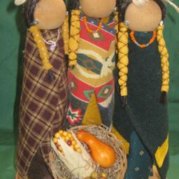 "Native American Statue ""Three Sisters" - thumbnail 2