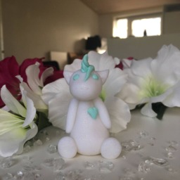 White Glitter Unicorn With Mint Details - thumbnail 2