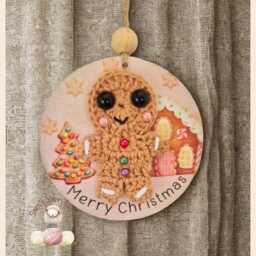 Handmade Crochet Gingerbread Man Christmas Ornament - Decoupage Wooden Decoration - thumbnail 2