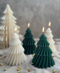 Fraser Fir Scented Christmas Tree Candle Hand-Poured Soy Wax - thumbnail 1