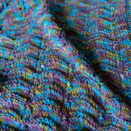 Blue/Green/Purple Wave Lace Throw - thumbnail 4