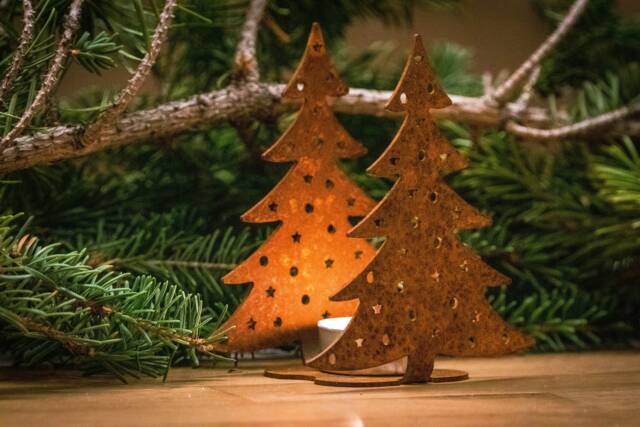 Christmas Tree - Tea Light Decoration Advent Patina Garden Gift Jewelry - image 1