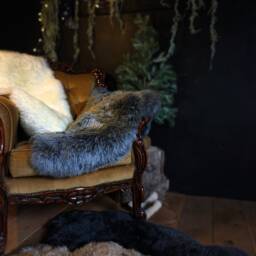 Natural Sheepskin Rug Soft Wool Fibre Rug - 86x55cm - thumbnail 2