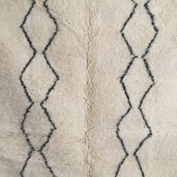 Beni Ourain Rug - Moroccan Handwoven Rug, Pure Wool, Ivory With Black Marks/150 X 215 cm 4.92 7.05 Ft Code 022 - thumbnail 2