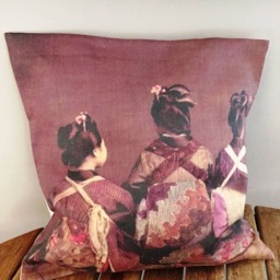 Cushion Cover With Japan Vintage Photo - thumbnail 2
