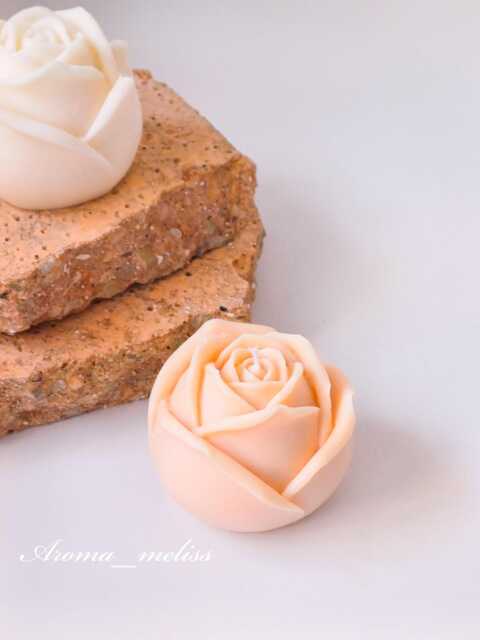 3D Rose Candle Handcrafted Soy Beeswax Blend - image 1