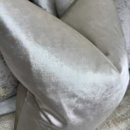 Luxurious Mimosa Cushion Cover, Ivory - Champagne Throw Pillow Velvet Polyester Neutral Decor - thumbnail 4