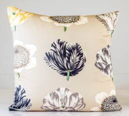 Floral Pillow Cover, Colonial Williamsburg Poppy Print, Beige Linen Back - thumbnail 1