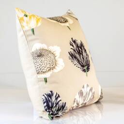 Floral Pillow Cover, Colonial Williamsburg Poppy Print, Beige Linen Back - thumbnail 4