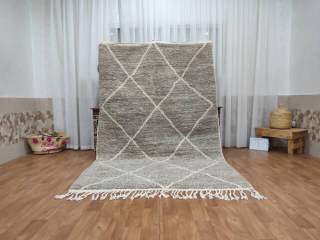 Handmade Beni Ourain Wool Rug, Moroccan Berber Carpet - 8.23 Ft X 5.28 Ft - image 1