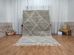 Handmade Beni Ourain Wool Rug, Moroccan Berber Carpet - 8.23 Ft X 5.28 Ft - thumbnail 1