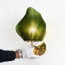 Sculptural Green Brass Wall Sconce - Coastal Wave Design - 20cmx20cm - thumbnail 3