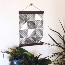 Amethyst Wall Art, Geometric Crystal Decor, Enteyway Hook, Screw Cover, Nail Cover - thumbnail 3