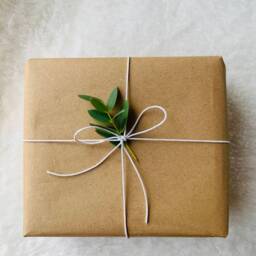 Christmas Candle Gift Box Set, Vegan Soy Wax, Spiced Orange & Cranberry - thumbnail 2