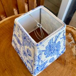 Blue & White Linen Floral Pattern Square Clip Lampshade White - thumbnail 2