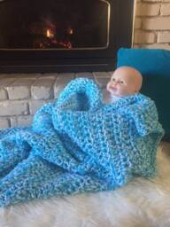 Twisty Turquoise & White Bulky Blanket - thumbnail 3