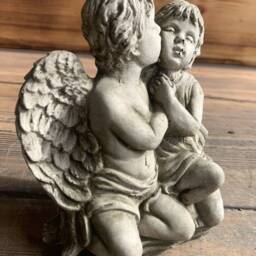 stone Garden Boy & Girl Cherub Kissing Cute Gift Ornament - thumbnail 2