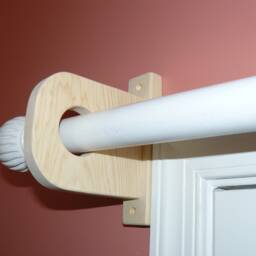 Wood Curtain Brackets - thumbnail 3