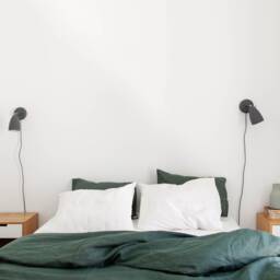 Emerald Green Linen Duvet Cover- Washed European Bedding- Queen King Twin Custom Sizes- Quiet Luxury Bedroom- Wedding Anniversary Gift - thumbnail 3