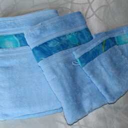Set Of 2 Decorated Towels & Gloves, Blue Decorations Water Green On - thumbnail 2