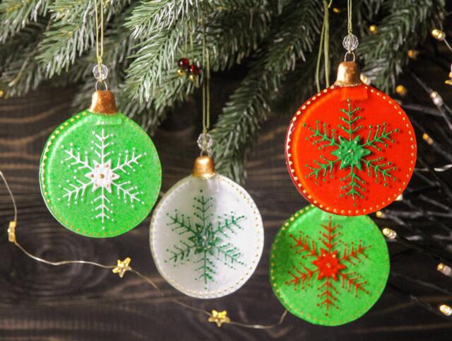 Snowflakes Glass Christmas Set Of Balls, Hand Painted Fused Art Ornaments - image 1