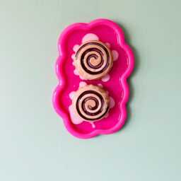 Cinnamon Buns Wavy Wall Art/ Dopamine D??cor/ Maximalist Fake Food/ Food Pop Sculpture/ Funky Kitchen D??cor - thumbnail 4