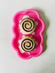 Cinnamon Buns Wavy Wall Art/ Dopamine D??cor/ Maximalist Fake Food/ Food Pop Sculpture/ Funky Kitchen D??cor