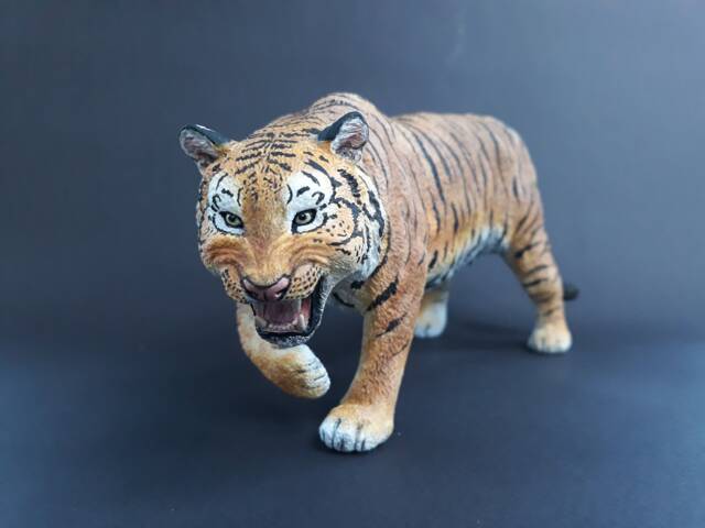 Angry Tiger Figurine - image 1