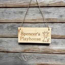 Personalised Giraffe Playhouse Sign - Custom Engraved Solid Wood Name Plate - thumbnail 2
