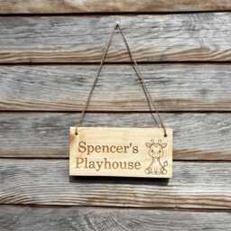 Personalised Giraffe Playhouse Sign - Custom Engraved Solid Wood Name Plate - thumbnail 3